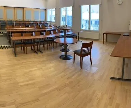 فندق Hotelli Kaustinen Kaustinen