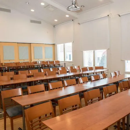 Hotelli Kaustinen Отель